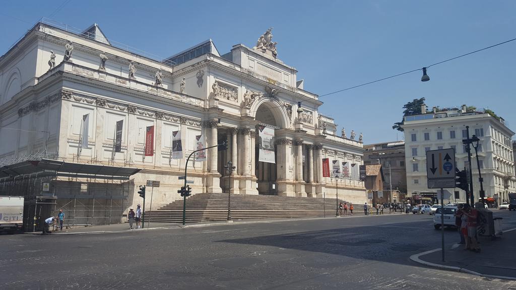 Una Finestra Su Monti Roma Eksteriør bilde