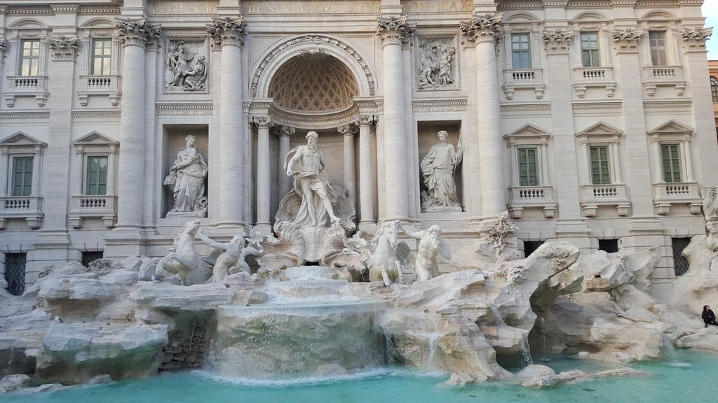 Una Finestra Su Monti Roma Eksteriør bilde
